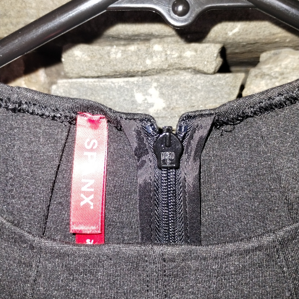 SPANX NWT Women's Short Sleeve Funnel Top - Black, Size Small - Picture 6 of 11